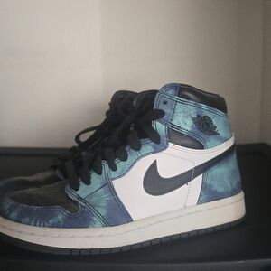 Nike Kids High-Top Sneakers - Black, Blue, and White